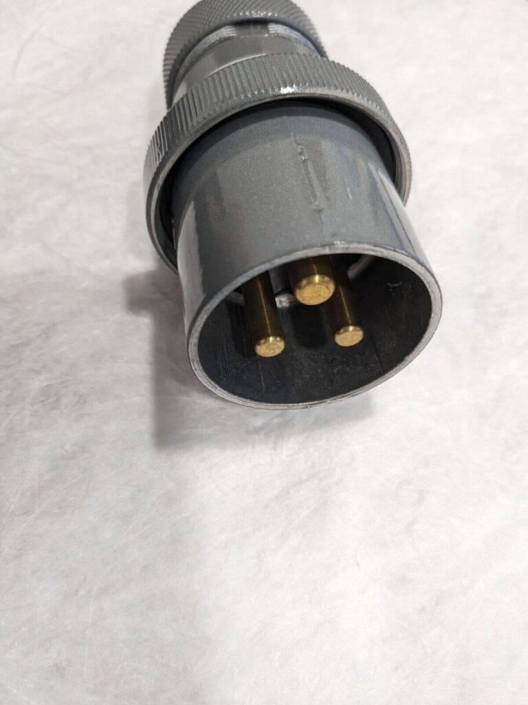 Thomas & betts Russellstoll, a T & B Brand Plugs & Receptacles FS/FD Series 3750