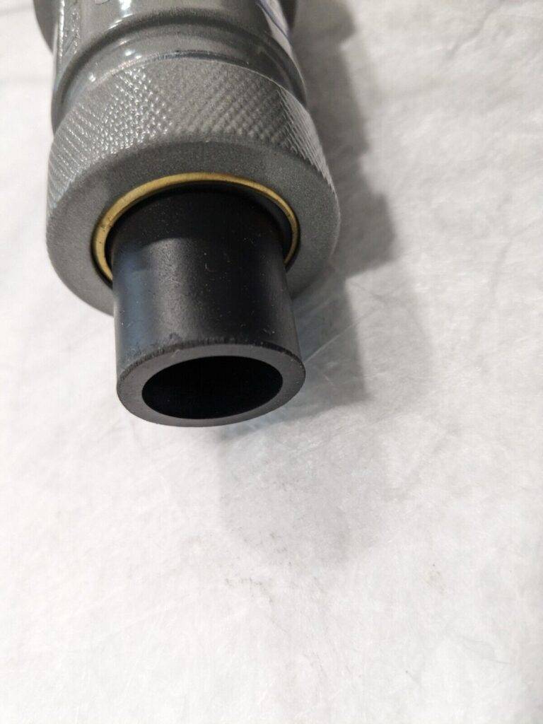 Thomas & Betts/Russellstoll Connector Plug 1/pkg 30A 250V 3934