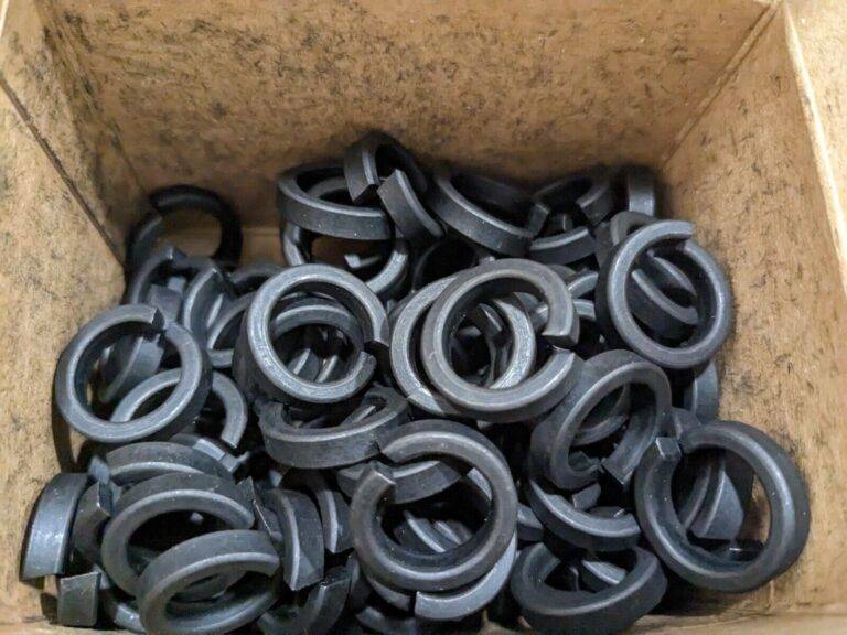 5/8" Screw Steel High Collar Split Lock Washer 100pc HLWIS062