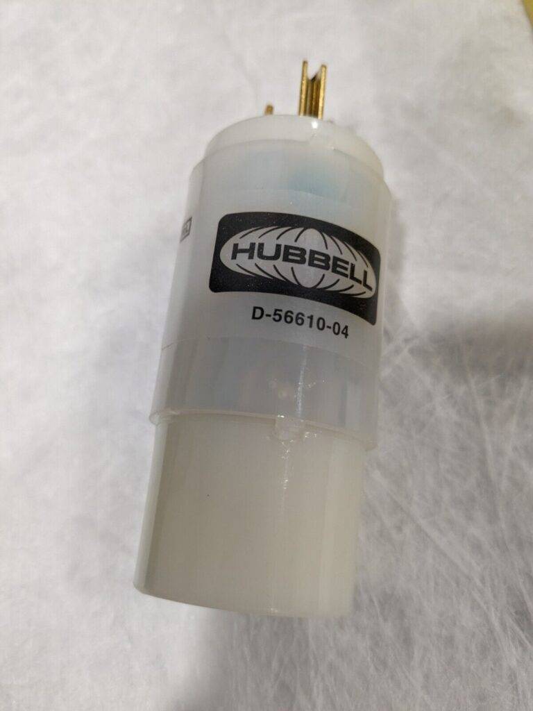 Hubbell 15A/125V Plug to 10A/250V 15A/125V Connector Adapter 9054A