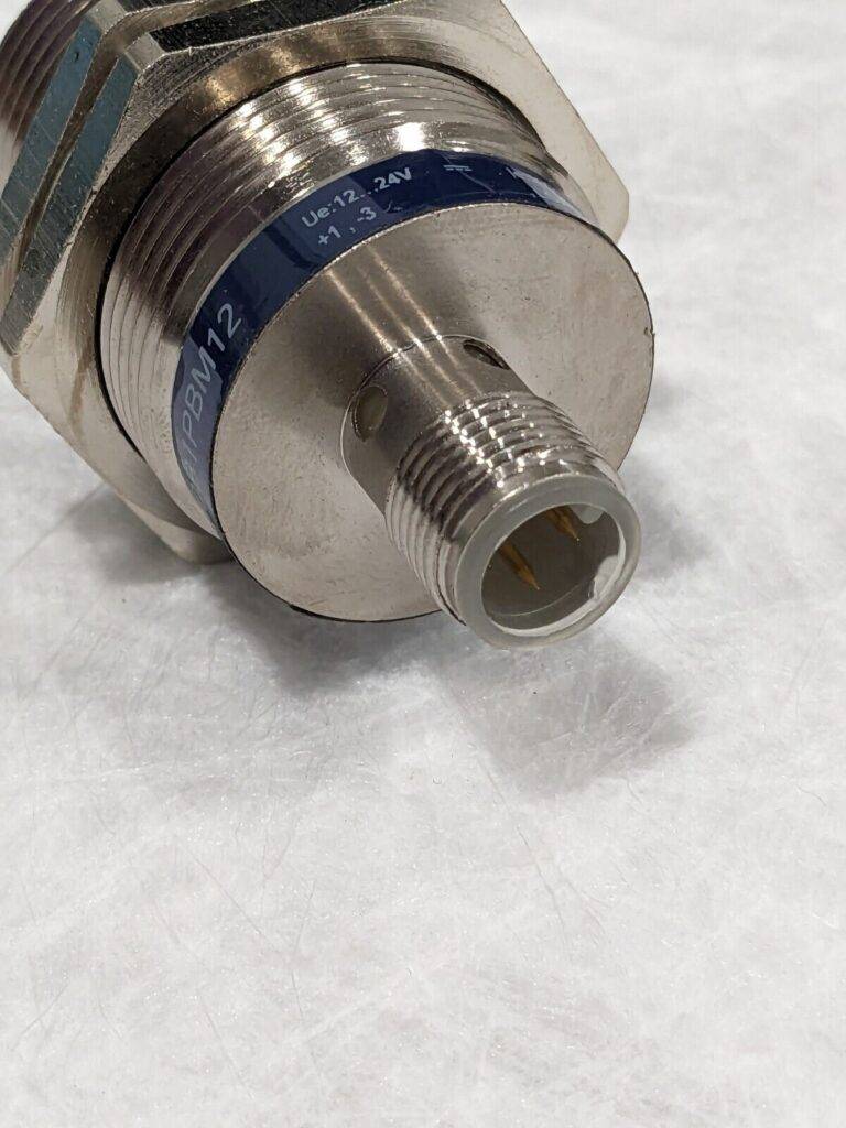 Telemecanique Inductive Proximity Sensor: Cylinder Shielded, 0.39" XS530B1PBM12