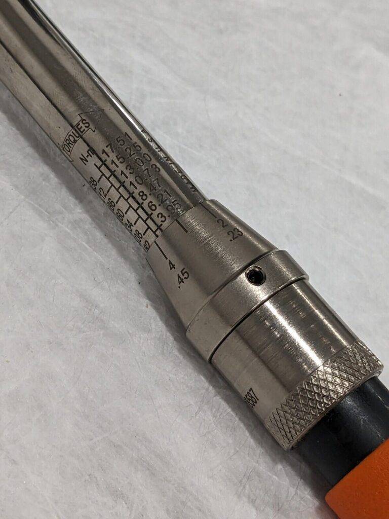 Utica Ratchet Head Torque Wrench TCI-150RA-3/8 USED