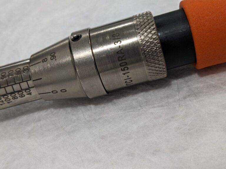 Utica Ratchet Head Torque Wrench TCI-150RA-3/8 USED