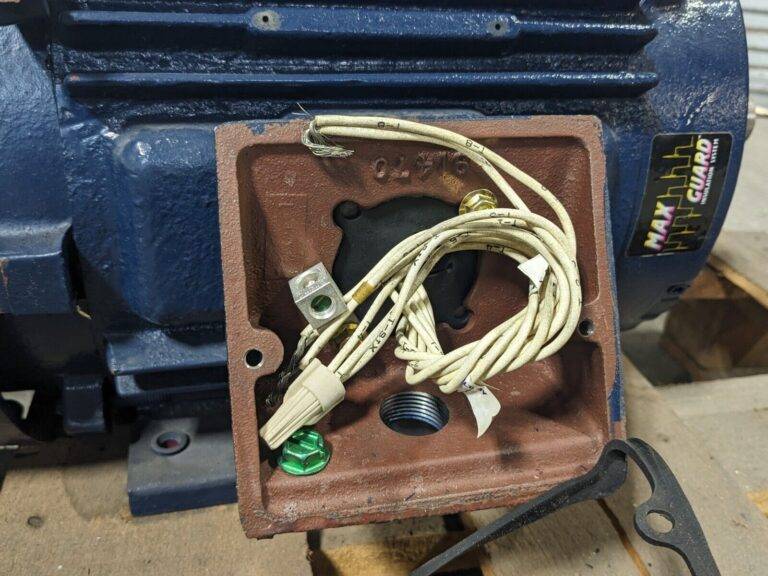 Marathon Severe Duty Electric Motor 7.5 HP 230/460v 3 Ph 213TTFS6531 Damaged
