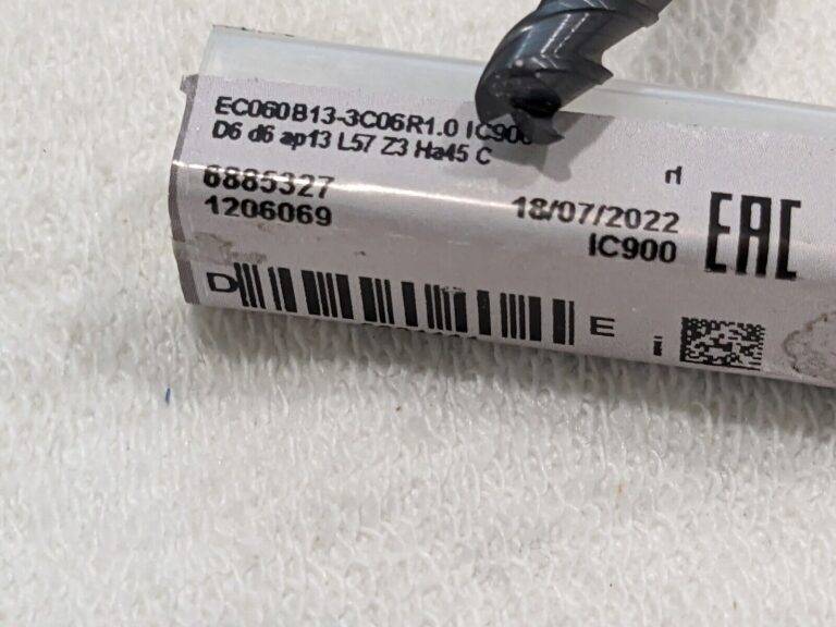 ISCAR Corner Radius End Mill: 6 mm Dia 5621111