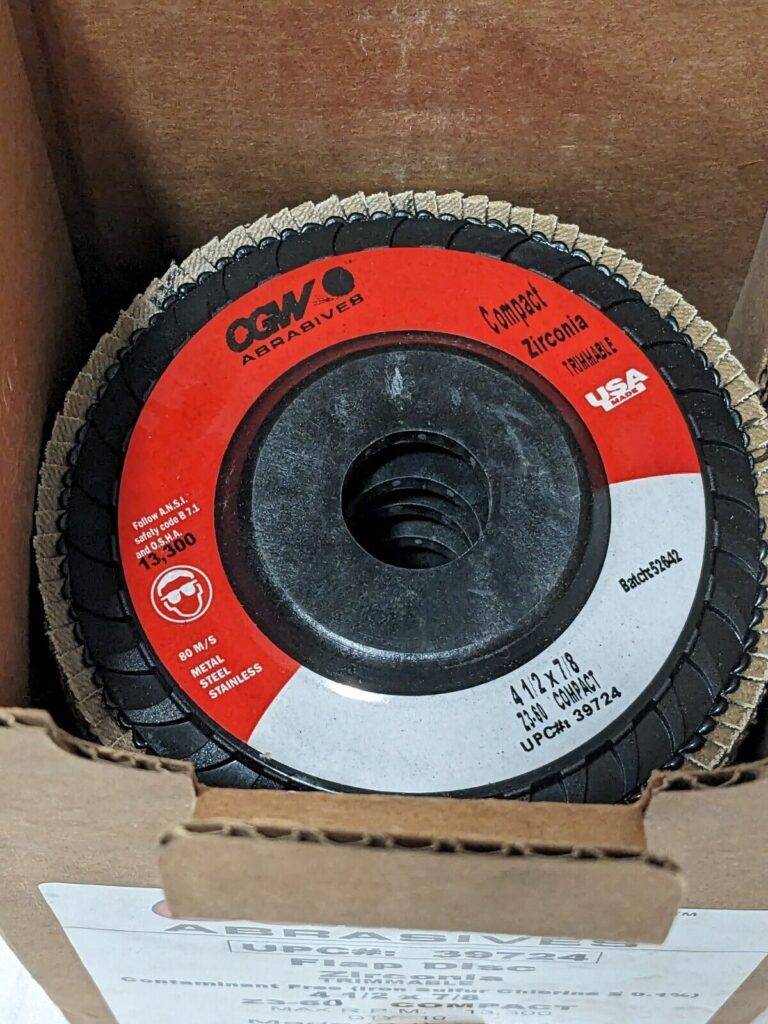 CGW Flap Disc: 4-1/2″ Dia, 7/8″ Hole, 60 Grit, ZA, Type 27 Qty 8 39724