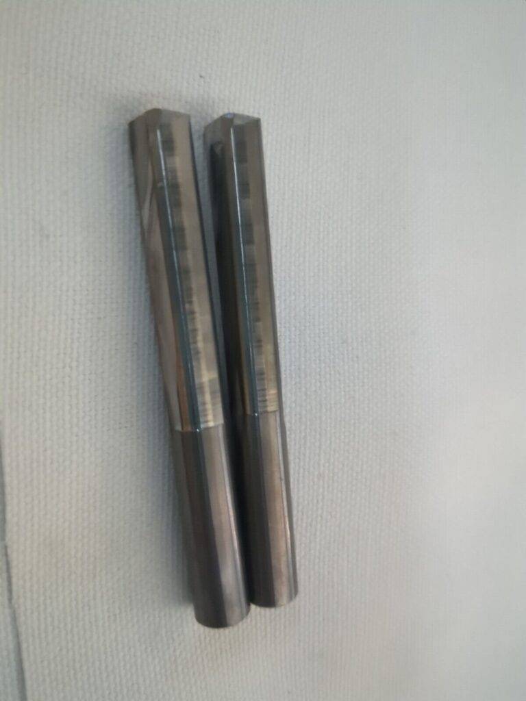 HERTEL Straight-Flute Drill Bits Letter U, 140 deg Point, Solid Carbide 16691529