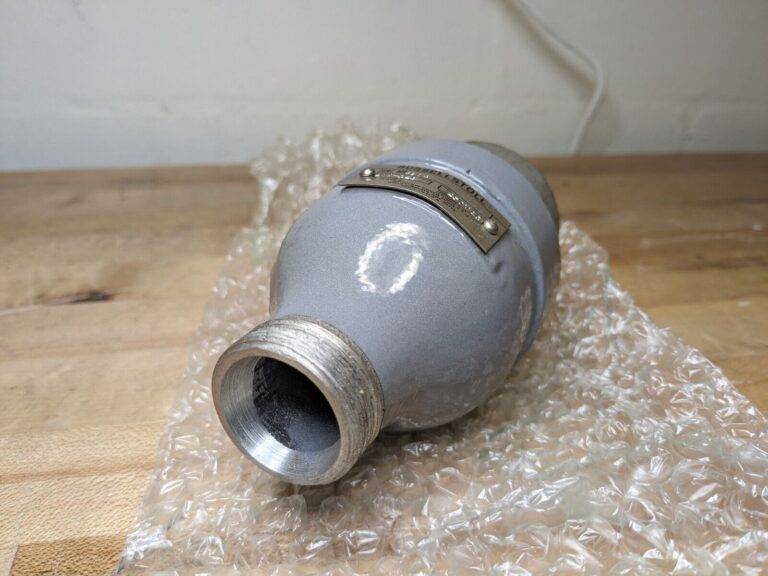 Russellstoll Explosion Proof Connector 20 Amp 250 VAC 3-Pole 4-Wire 4804