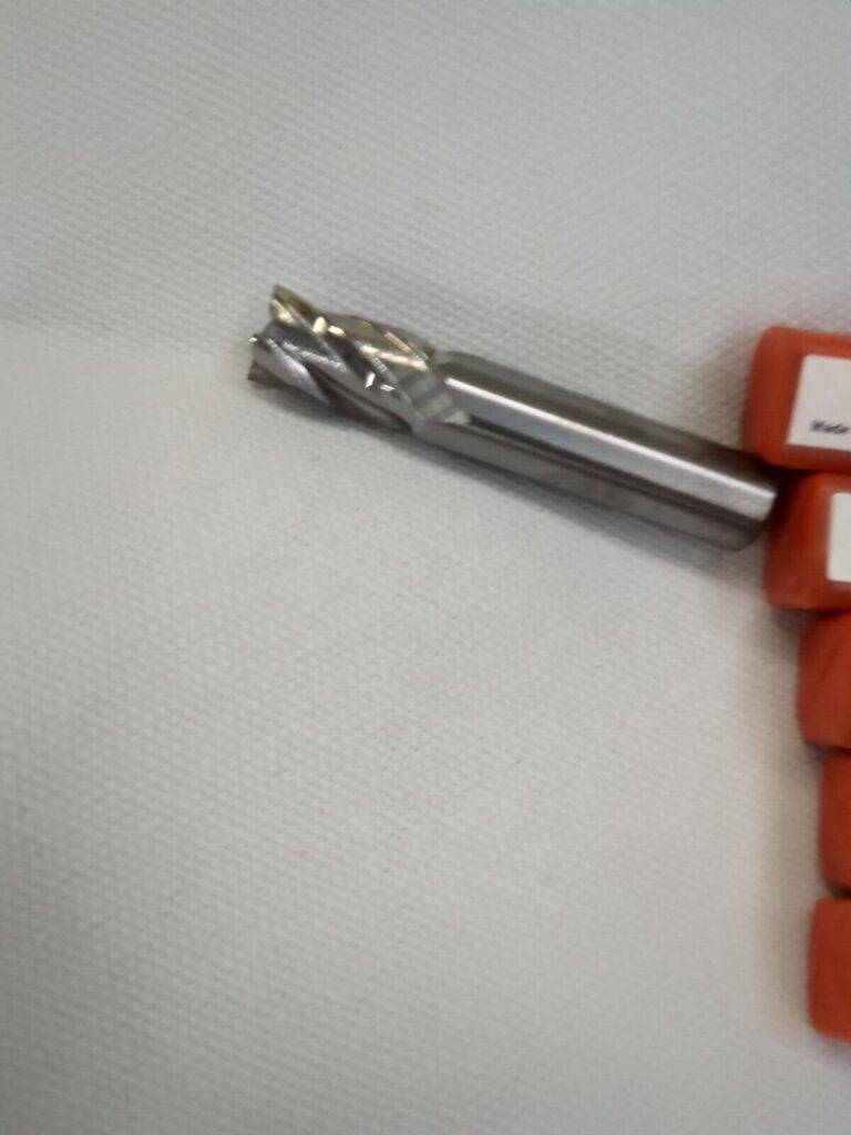 HERTEL Square End Mill: 3/8" Dia, 5/8" LOC, 4 Fl carbide 6pk 750042