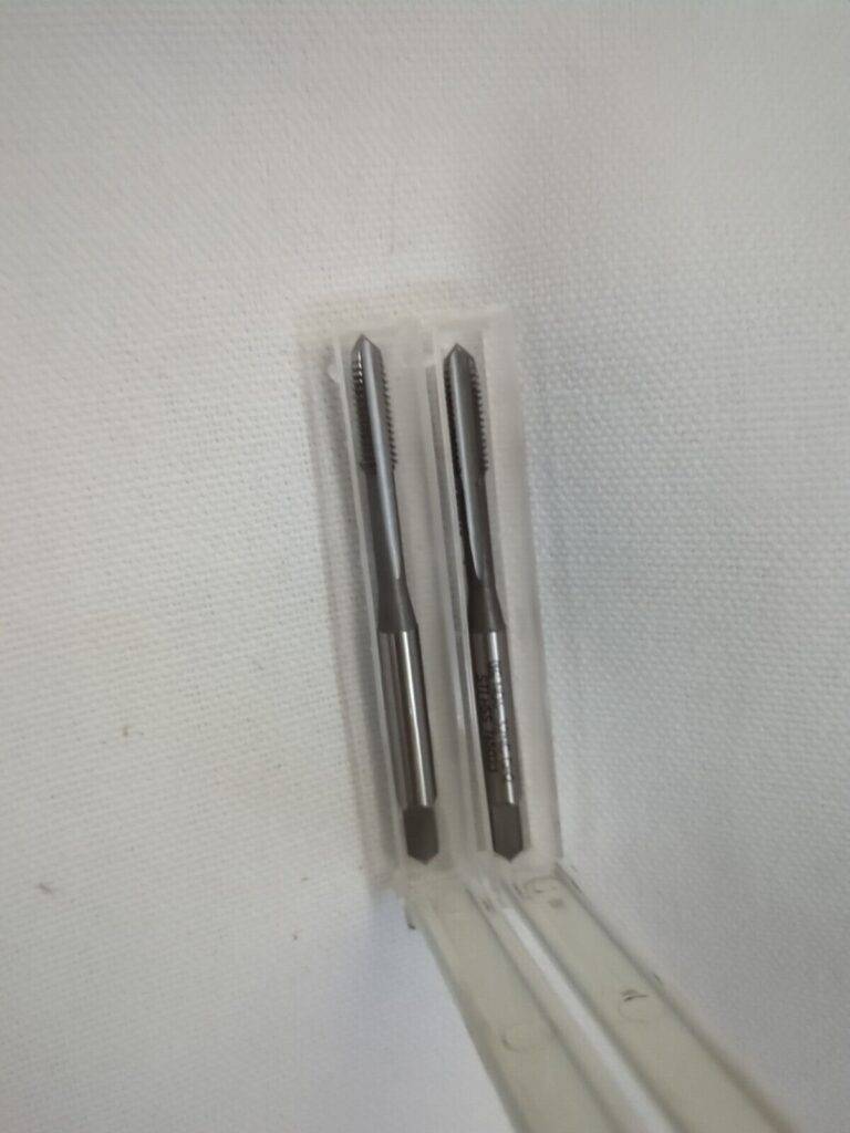OSG Hand STI Tap 2pc: #6-32 UNC, H2, 3 Fl 6006600