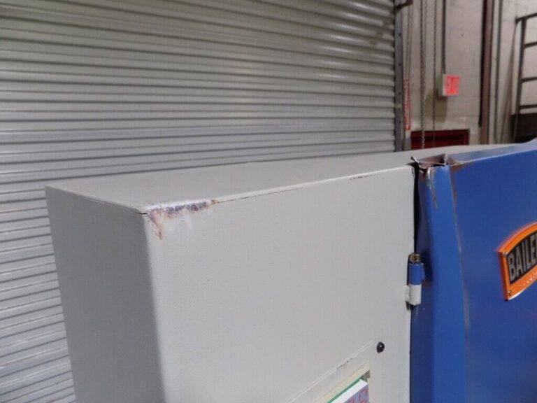 Baileigh Variable Speed Vertical Bandsaw 90 - 1400 FPM 120v 1230389 Damaged