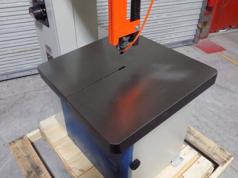 Baileigh Variable Speed Vertical Bandsaw 90 - 1400 FPM 120v 1230389 Damaged