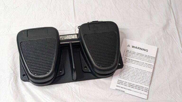 LineMaster Electric Foot Switch 2 Treadles 20 Amp 1 hp TWIN 632-S