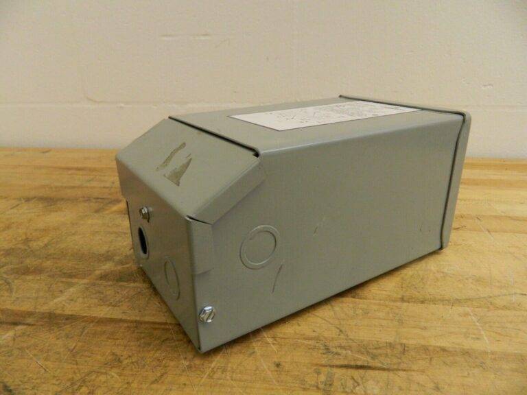 Hevi-Duty 1 Phase 240-480 Volt Input 120/240 Output General Transformer HS1F1BS