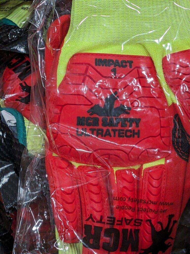 MCR Cut & Puncture-Resistant Gloves Large, ANSI Cut A4 Qty 24 Pairs UT1953L