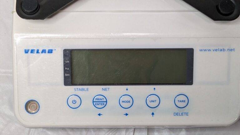 Velab Compact Bench Scale 12 kg/25 lb Capacity 110-240V/50-80Hz VE-LCB12