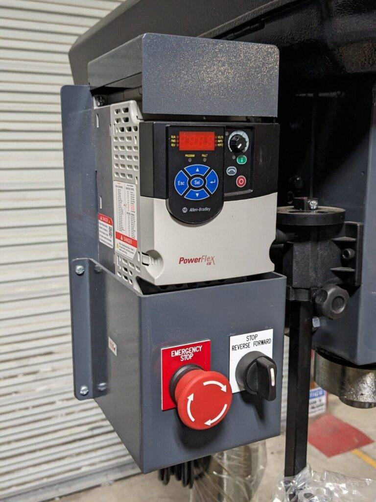 Dake Floor Drill Press 18" Swing 3MT 68 - 1380 RPM 1.5 HP 110v 977701V Damage