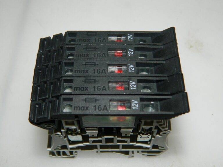 Cooper Bussmann 5 Pack of Terminal Blocks F520STLED12-GY