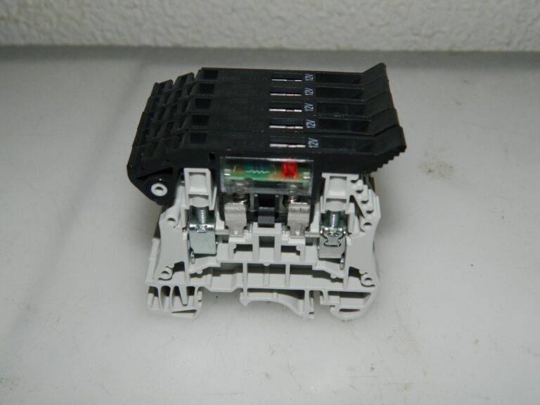 Cooper Bussmann 5 Pack of Terminal Blocks F520STLED12-GY