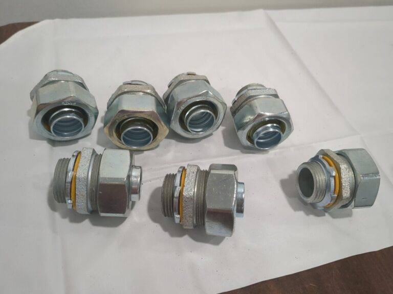 COOPER CROUSEHINDS 7pc Conduit Connector Malleable Iron 3/4" Size LT75