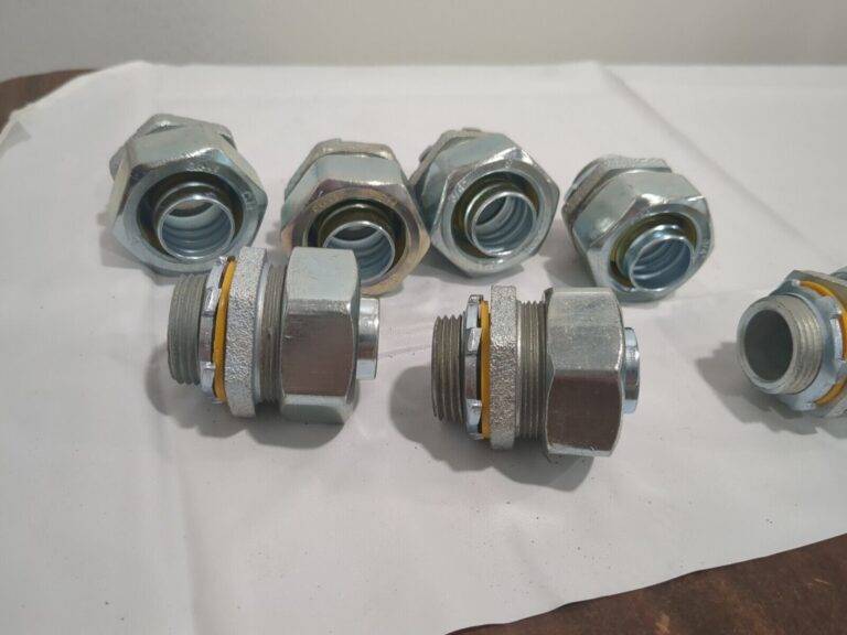 COOPER CROUSEHINDS 7pc Conduit Connector Malleable Iron 3/4" Size LT75