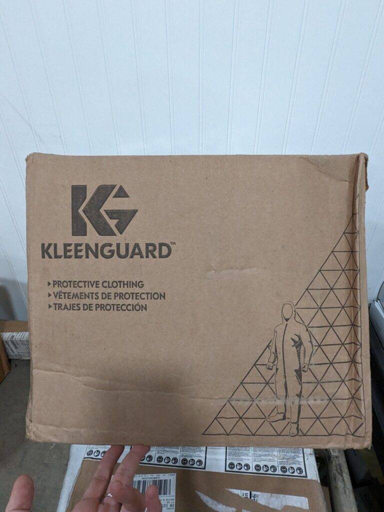 KLEENGUARD 25PK A40 Coveralls With Blue Breathable SMS Back Size L Hooded 37591