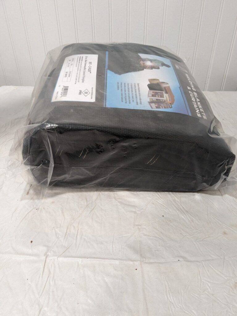 STEINER 10' High x 8' Wide Coated Fiberglass Welding Blanket 397-8X10