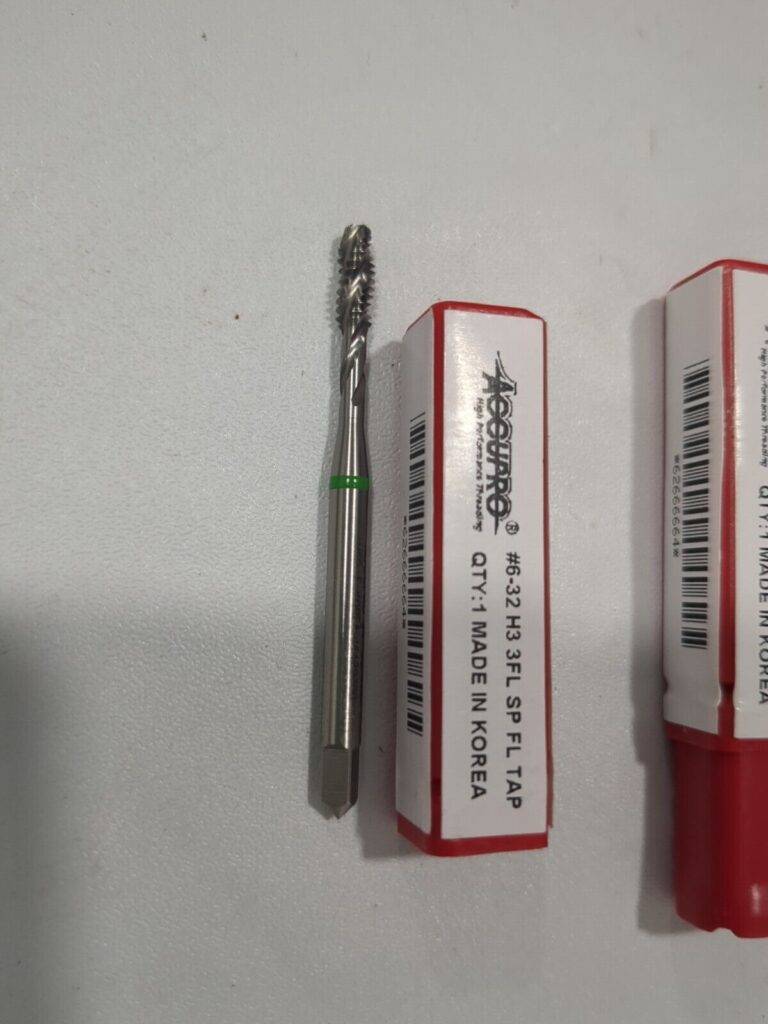 ACCUPRO 5pk Spiral Flute Taps: #6-32, 3 Fl HSS T2634243