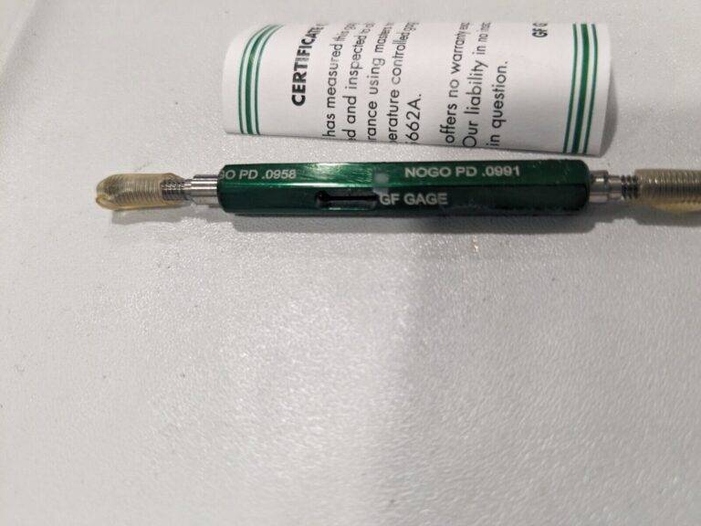 GF GAGE Plug Thread Gage #4-40 Thread, 2B Class Double End Go&NoGo W0112402BS