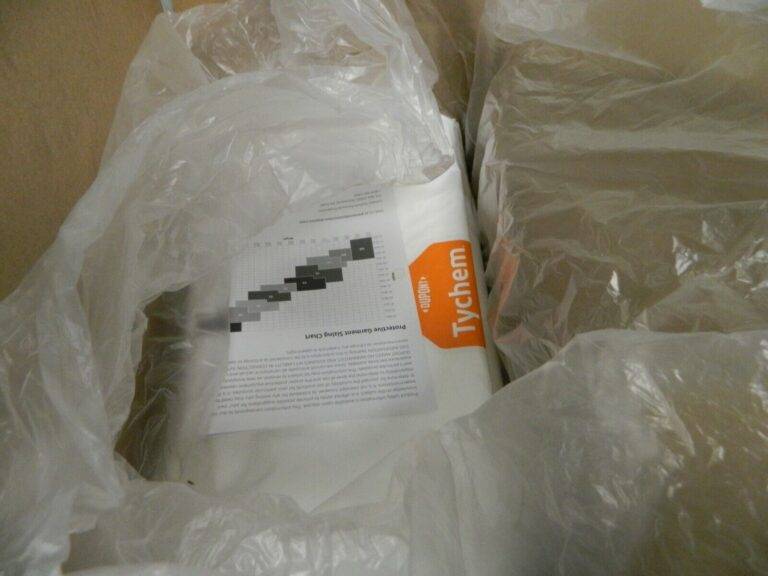 Dupont Chemical Resistant Coat Apron 44" Long White 2XL Qty 25 SL275TWH2X00250