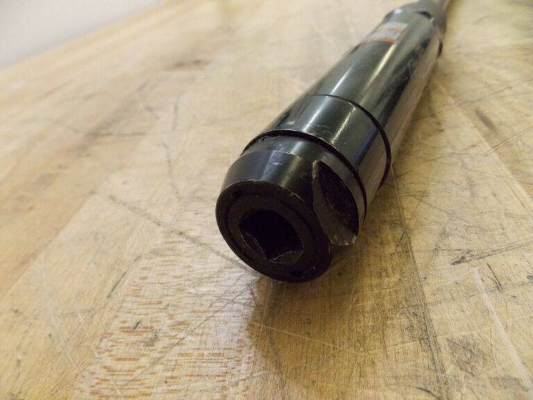 Universal Tool Pneumatic Scaling Hammer 4600 BPM 1-1/8" Stroke UT8630LI REPAIR