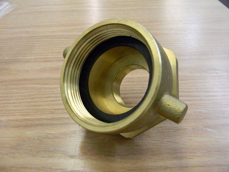 EVER-TITE 2-1/2 FNST x 1-1/2 FNPT Hydrant Swivel Adapter 3TSF25X15