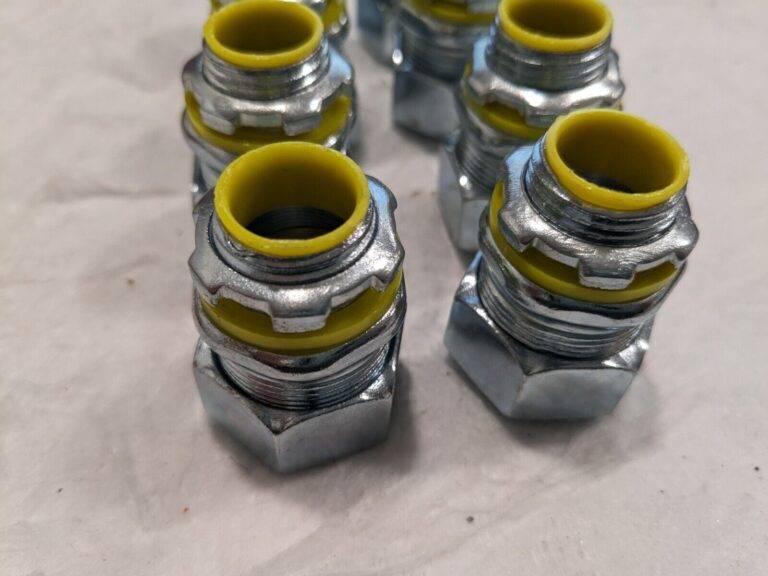 HUBBELL 8pk Conduit Connector: For Liquid-Tight H100