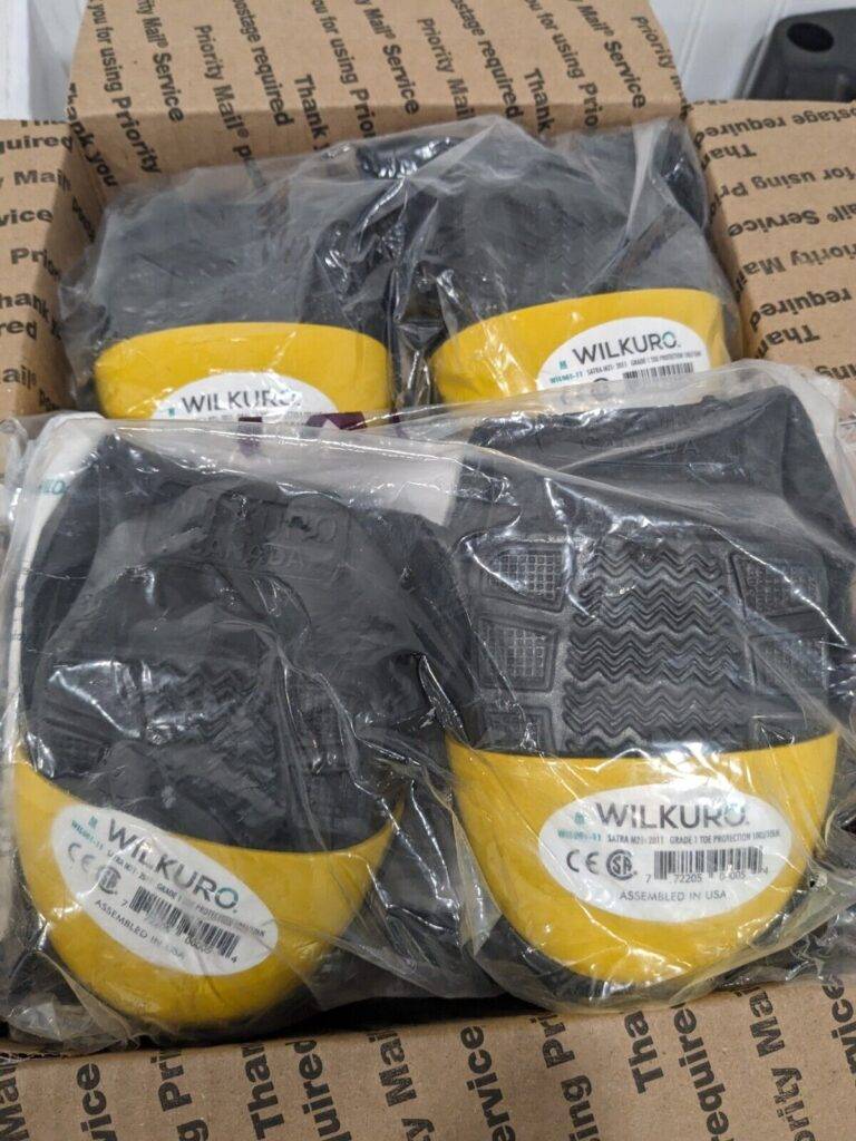 WILKURO General Purpose Overshoe: PVC, Sz Medium Qty 4 Pairs WIL001-11-M