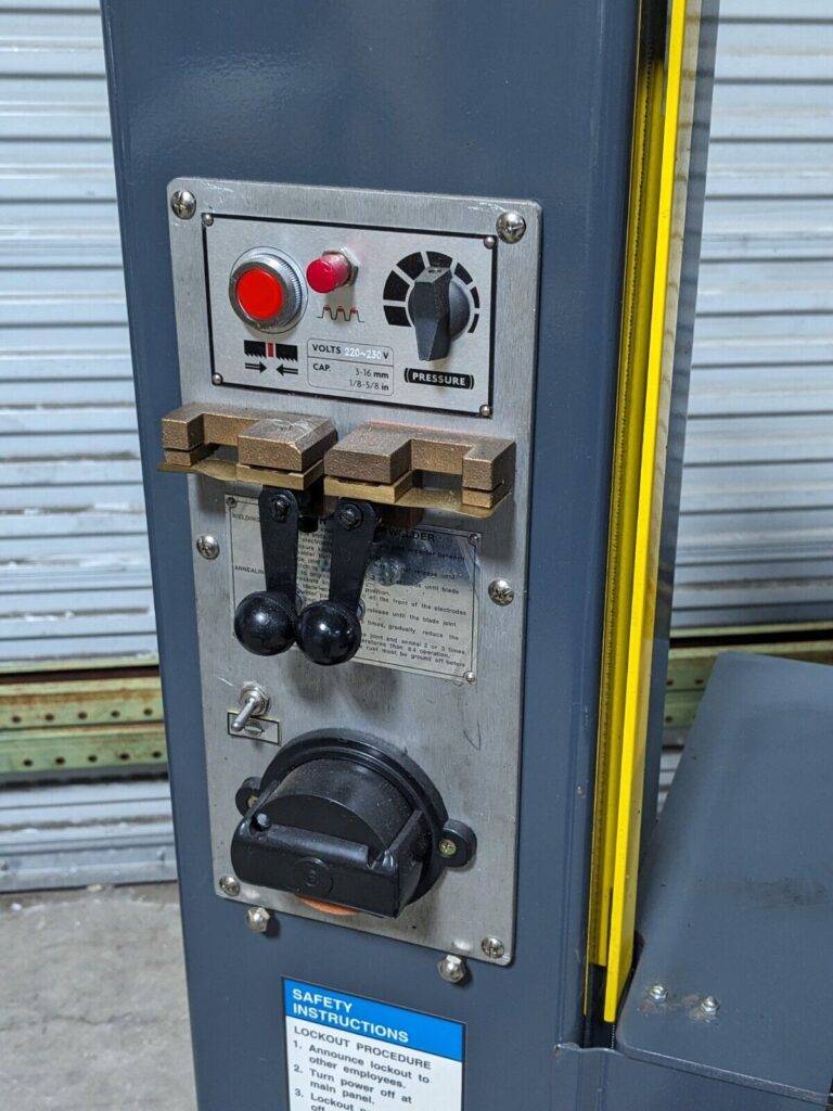 Dake Industrial Vertical Bandsaw 15-1/2" Throat 2 HP 230v 987030 Parts / Repair