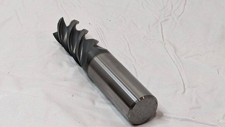 Seco Carbide Corner Radius End Mill 20mm Dia 4FL 554200R050Z4.0-SIRON-A 0267956