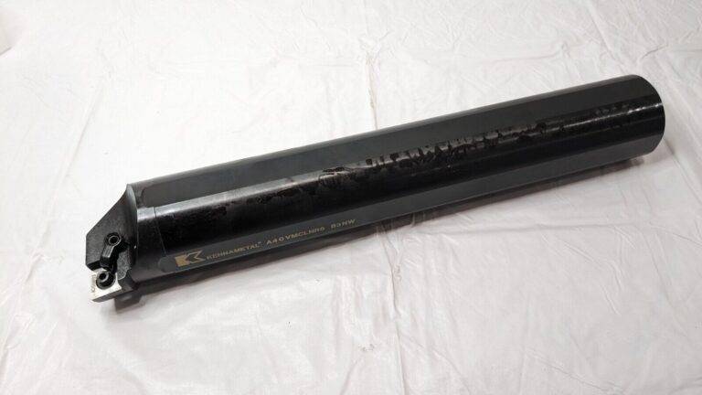 Kennametal Indexable Boring Bar RH 2-1/2" Shank -5 Deg Lead A40VMCLNR6 1096426