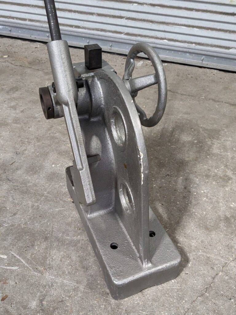 Manual 2 Ton Ratchet Type Arbor Press 1-1/4" Ram 13-1/2" Stroke MISSING PARTS