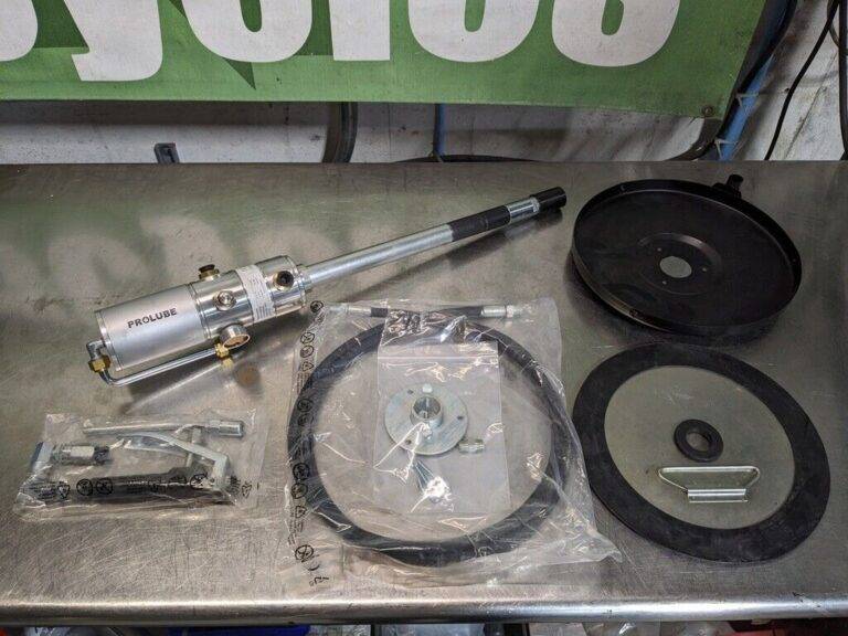 Pro Lube Pneumatic Grease Pump 60:1 Ratio 2.2 Lbs/Min. Output GP1/ST/601/N