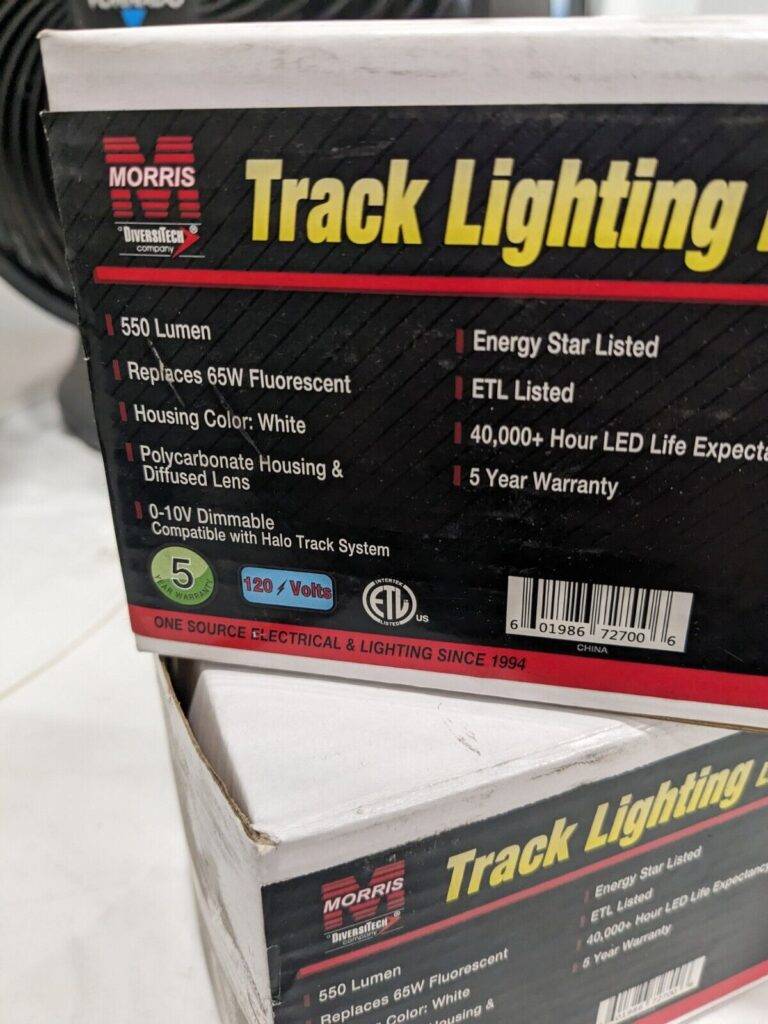 MORRIS LED Track Lighting - White Halo Compatible - 120V - 8.5 W -Qty 2 72700