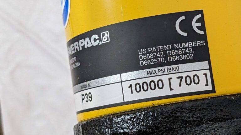 Enerpac Hydraulic Hand Pump 1 Stage 10000/700 BAR PSI P39 DAMAGED