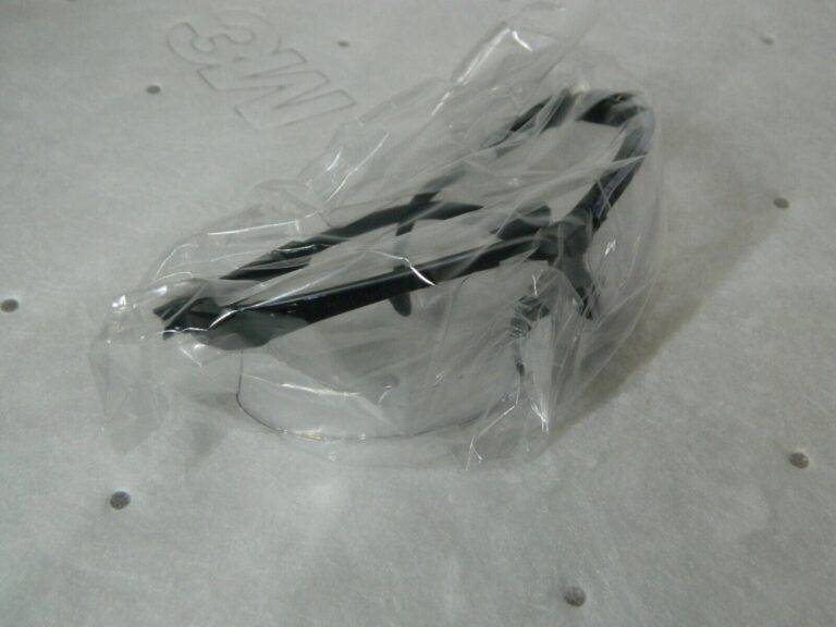Uvex Framed Magnifying Safety Glasses +3 Scratch Resistant Qty 10 Pairs S3764