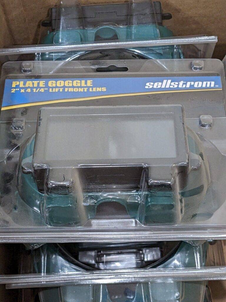 Sellstrom Lift Front Plate Welding Goggle Qty 9 85555