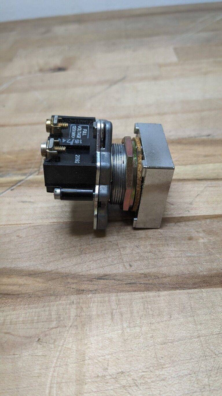 Eaton E30DX13 Compact Push Button Operator w/ Ind Lamp 18/24 VAC / DC