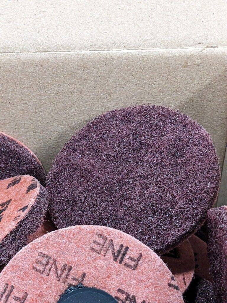 Merit Quick-Change Disc: Type R, 3" Dia, AO, Non-Woven Qty 25 08834166309