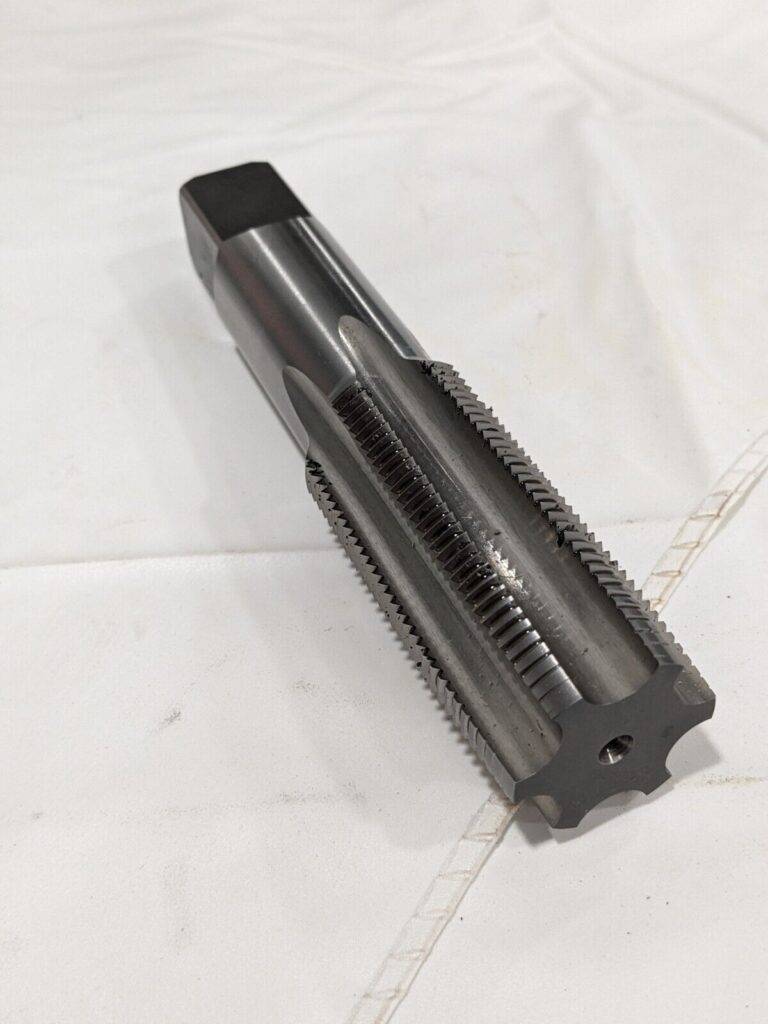 HERTEL Tap 1-1/4-12, 6 Flute, HSS Bright Finish 02384501