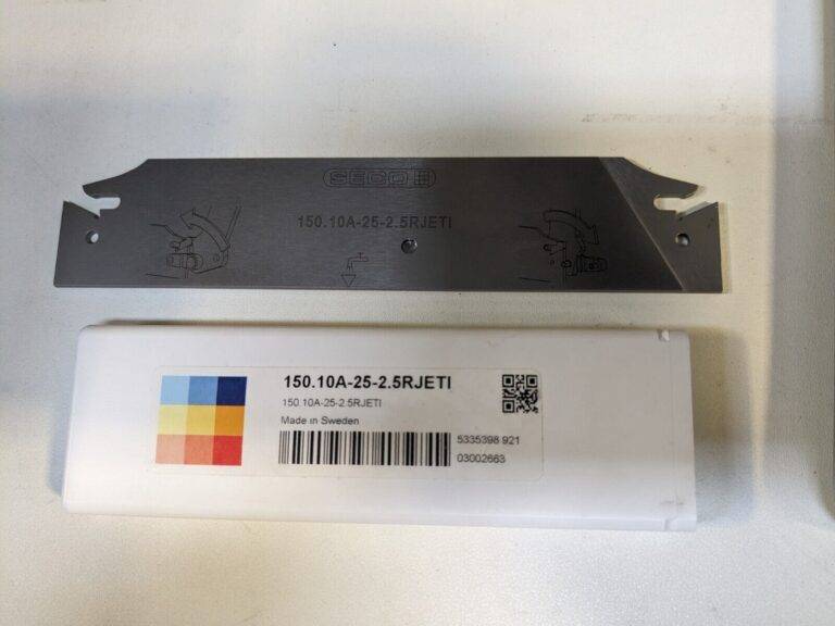 Seco 150.10A Double End Right Hand Indexable Cutoff Blade 03002663