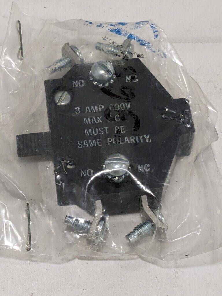 CUTLER HAMMER AUXILIARY CONTACT 3AMP 600VAC 10-3654