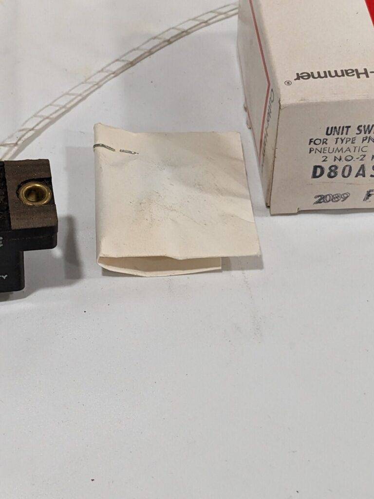 Cutler Hammer Unit Switch For PN & PNI Pneumatic Timers V3-RW D80AS2