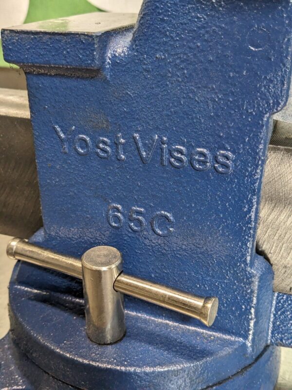 Yost Tradesman Combination Pipe and Bench Vise w/ Swivel Base 6-1/2" Jaw Width